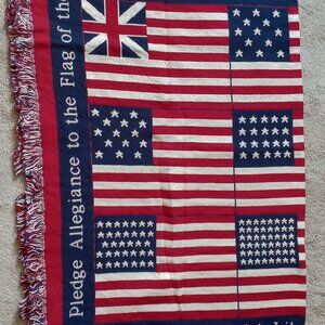 New, Pledge Tapestry Throw with American Flags